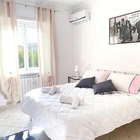 Ophele House *