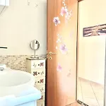 Ophele House דירה *